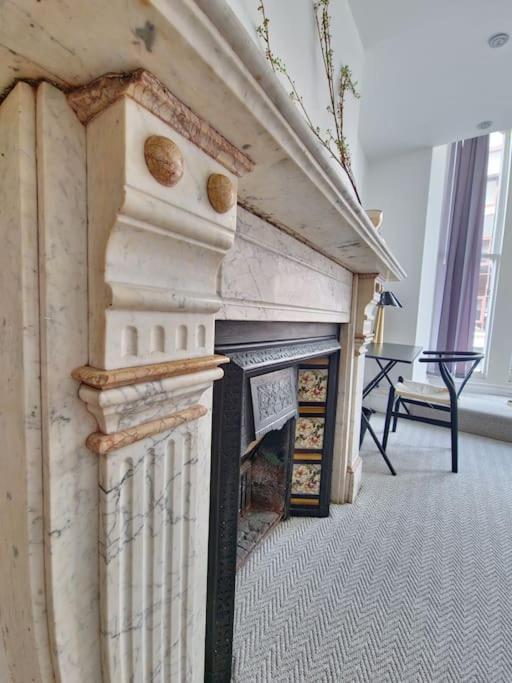 The Stray Adjacent, Interior-Designed 2-Bed Apartment- Luxury Harrogate Esterno foto